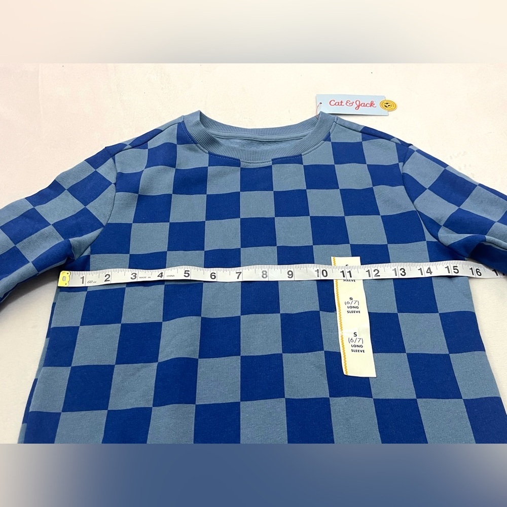Cat & Jack Children’s Two Tone Blue Checkered Crewneck Boys Sweatshirt 6/7 - Picture 11 of 16